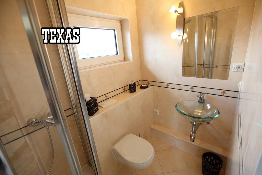 شقة Little Hawaii & Texas باد ويلدنغن الغرفة الصورة